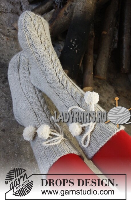 Вязаные спицами носки с косами «Домашний очаг» от Дропс